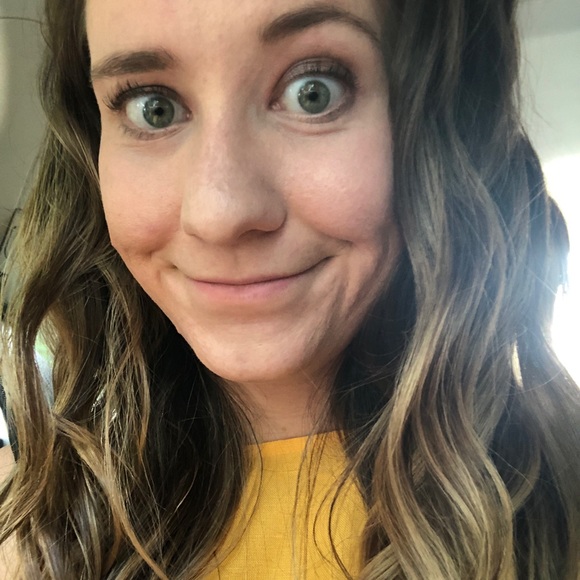 Meet your Posher, Elizabeth - Picture 1 of 1